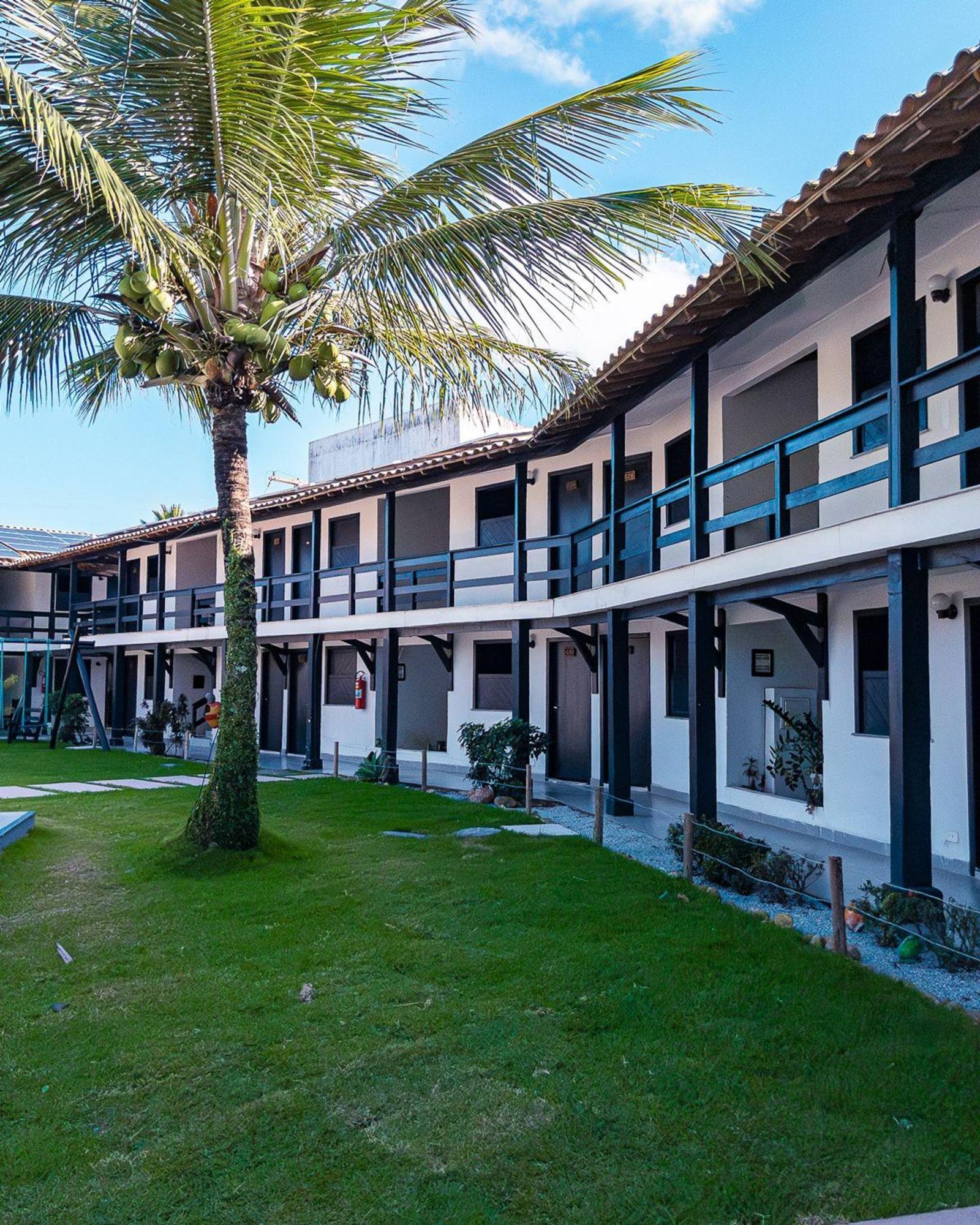 O Beira Mar Praia Hotel Esta Localizado Na Orla, Na Praia De Taperapuan, Cafe Incluso, Wi-Fi 500Mb, Piscinas, Estacionamento Privativo, Ar Condicionado Split, Smart Tv, Frigobar, بورتو سيغورو المظهر الخارجي الصورة